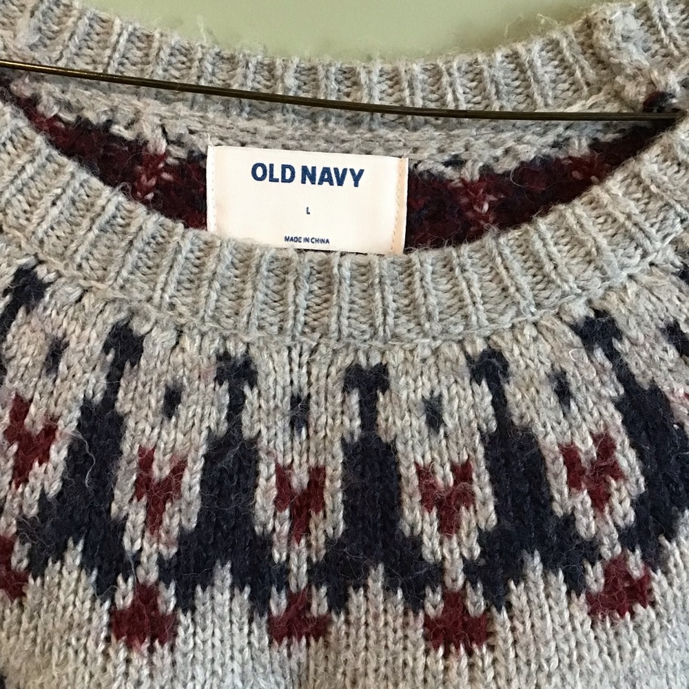 Old Navy Fair Isle Gray, Blue & Red Knit Sweater L Preowned - Picture 3 of 8